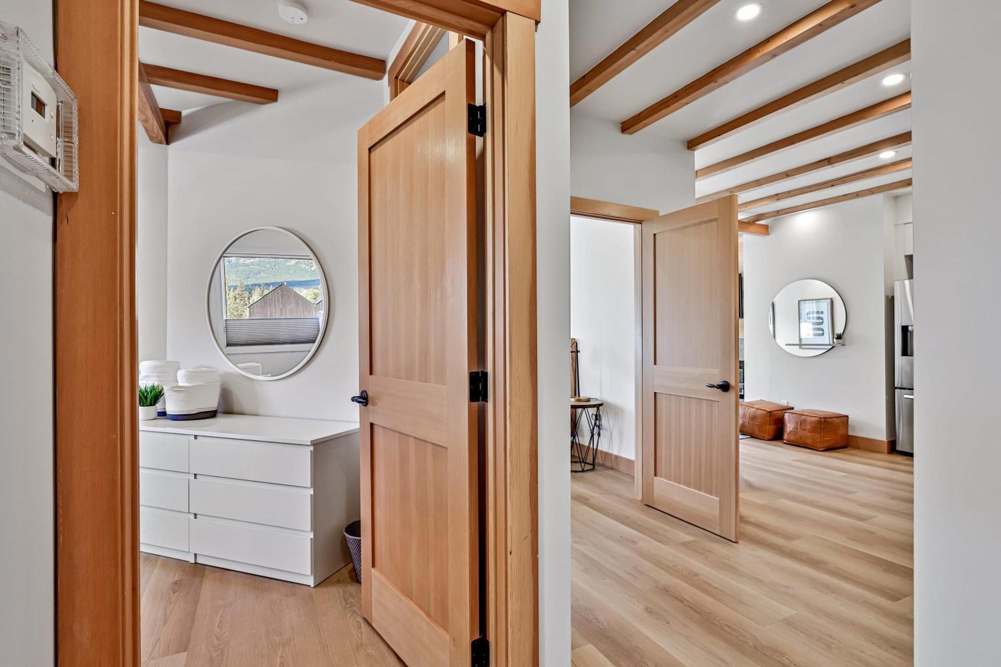 Ravens Crest Lodge - Stunning Views Perfectly Located On Main Street Κάνμορ Εξωτερικό φωτογραφία
