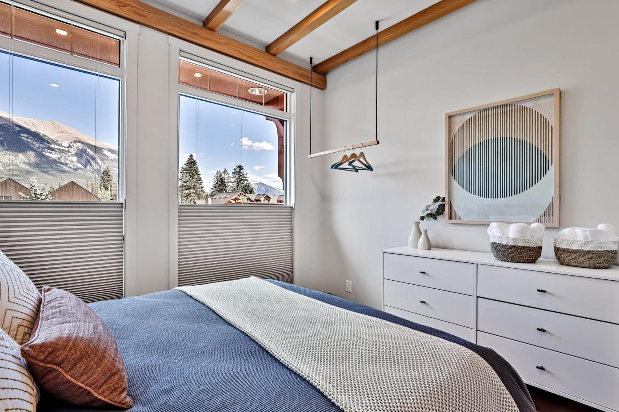 Ravens Crest Lodge - Stunning Views Perfectly Located On Main Street Κάνμορ Εξωτερικό φωτογραφία