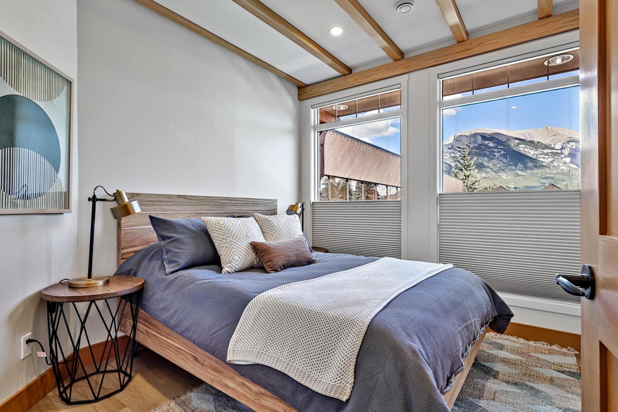 Ravens Crest Lodge - Stunning Views Perfectly Located On Main Street Κάνμορ Εξωτερικό φωτογραφία