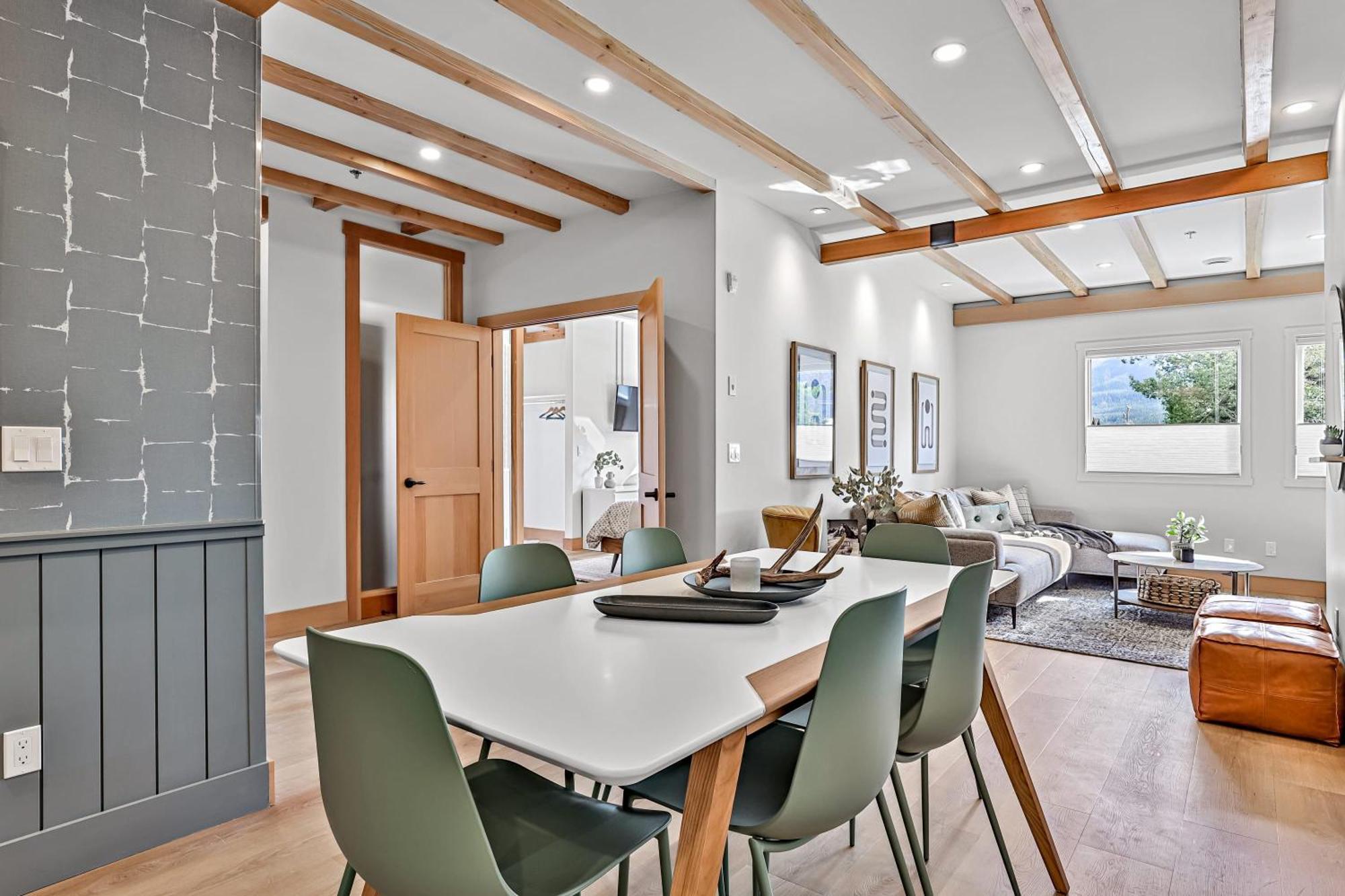 Ravens Crest Lodge - Stunning Views Perfectly Located On Main Street Κάνμορ Εξωτερικό φωτογραφία