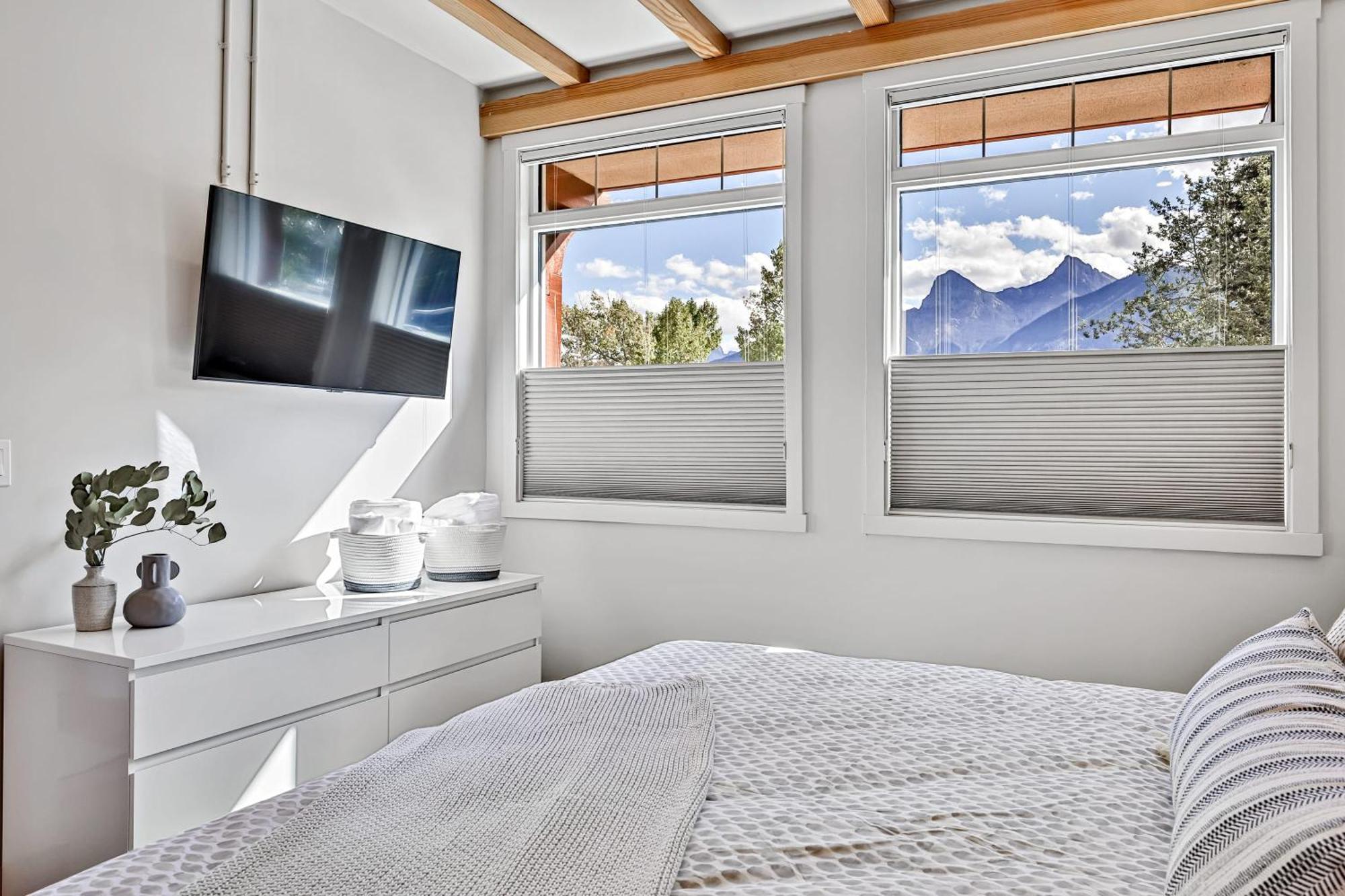 Ravens Crest Lodge - Stunning Views Perfectly Located On Main Street Κάνμορ Εξωτερικό φωτογραφία