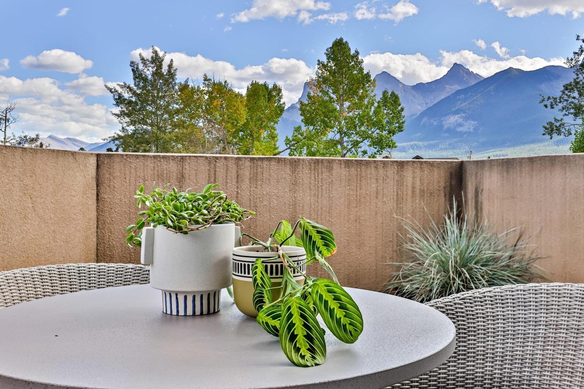 Ravens Crest Lodge - Stunning Views Perfectly Located On Main Street Κάνμορ Εξωτερικό φωτογραφία